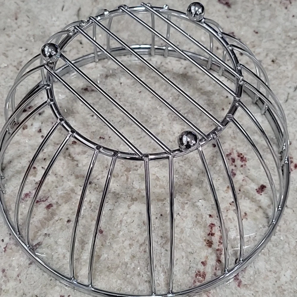 Contempo Metal Chrome Wire Fruit Veggie Basket